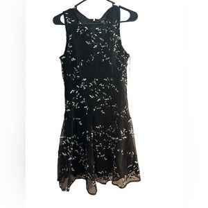 NWT Tommy Hilfiger Black/white floral dress Med
